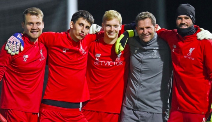 Alisson, Achterberg