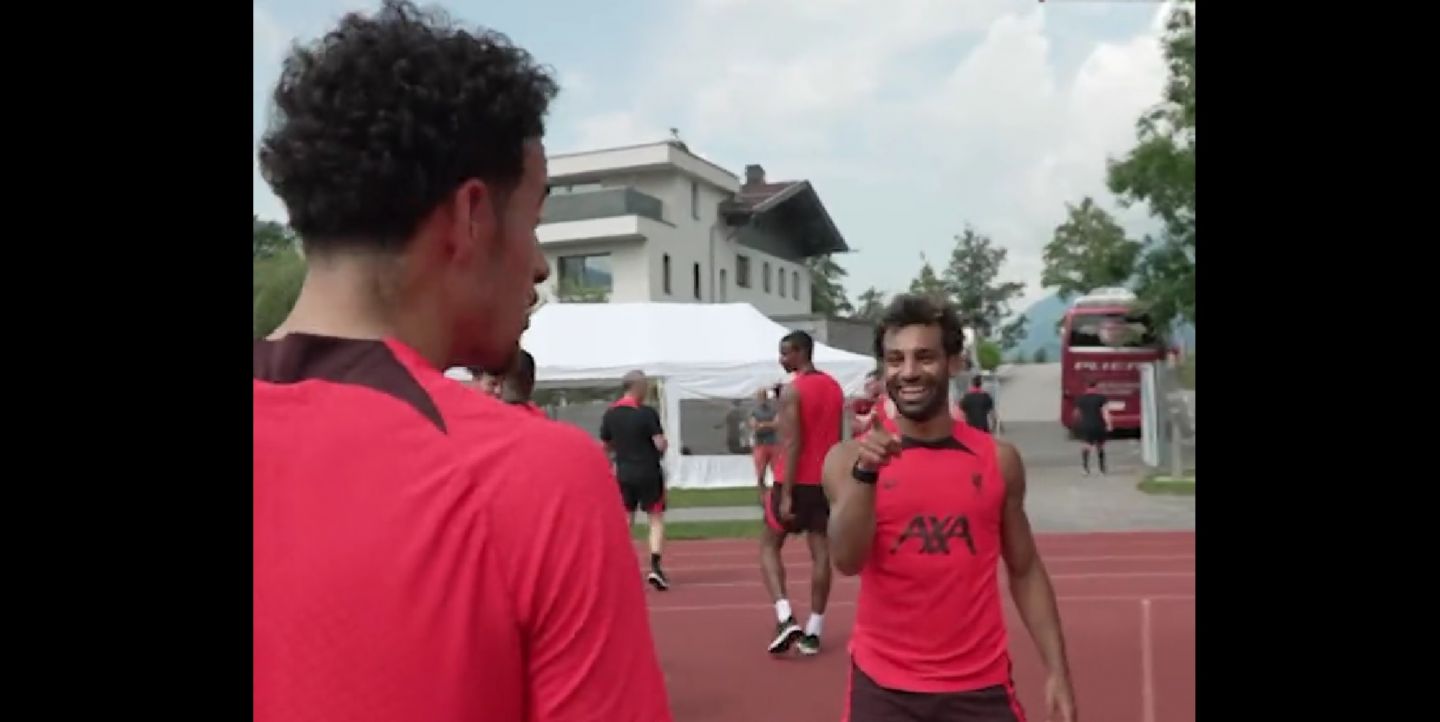 Salah, Jones