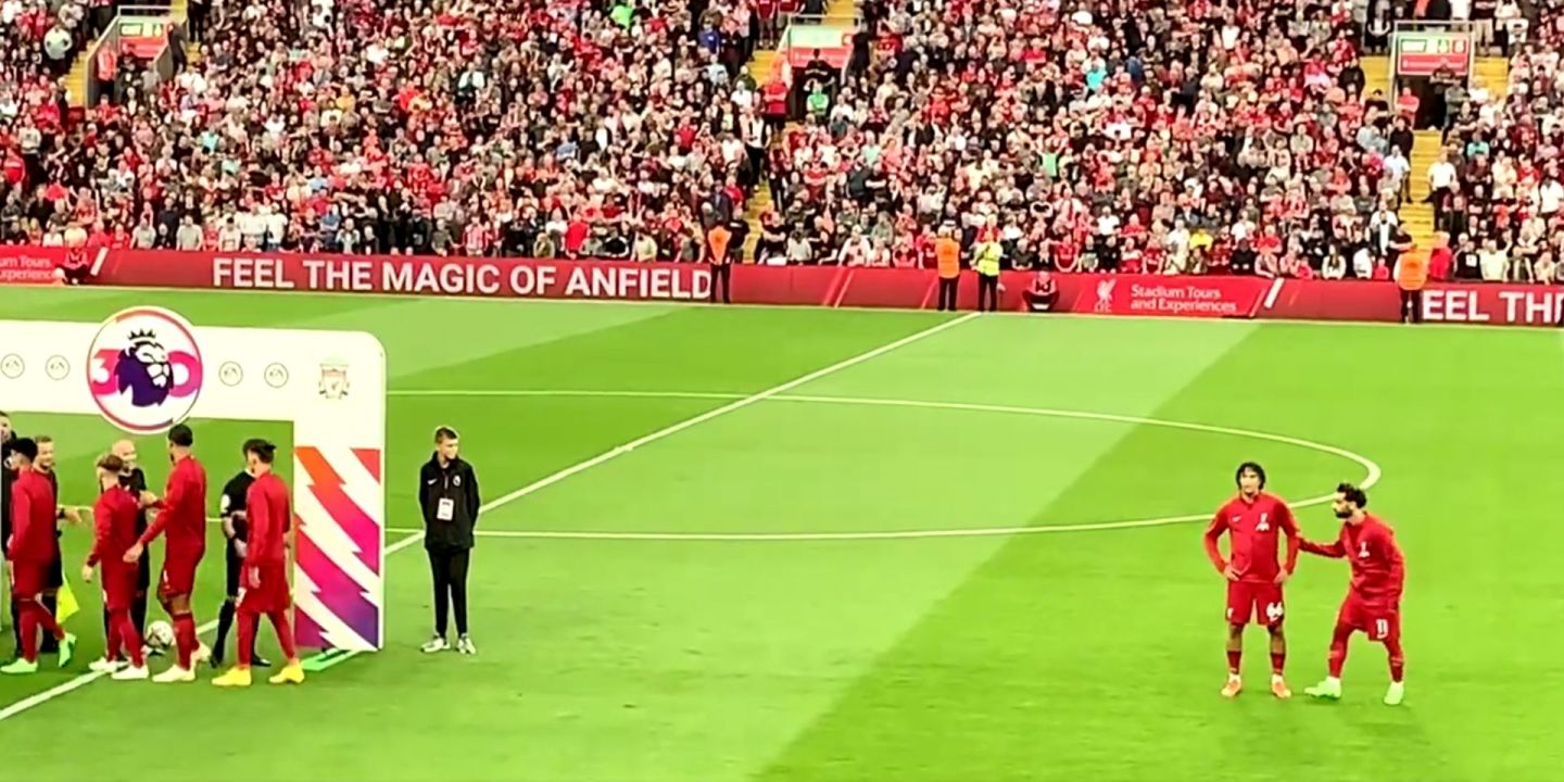 Alexander-Arnold, Salah