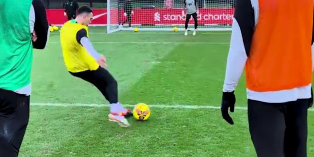 Alexander-Arnold, Predator