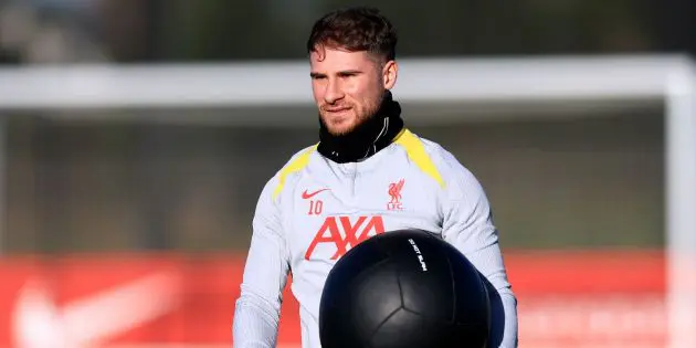 Alexis Mac Allister trains for Liverpool