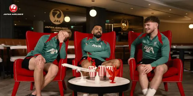 Mo Salah winds Harvey Elliott up