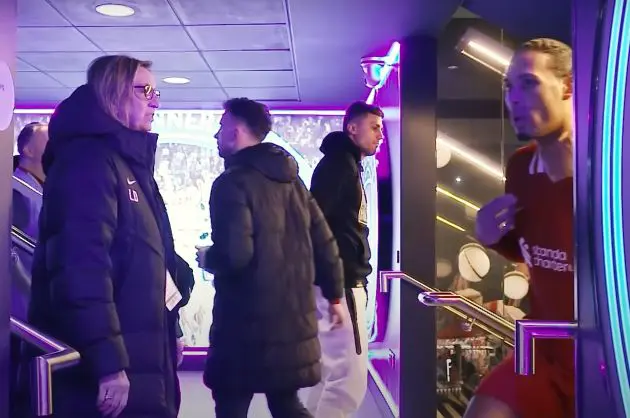 Rodri congratulated several Liverpool players after their win over Man City