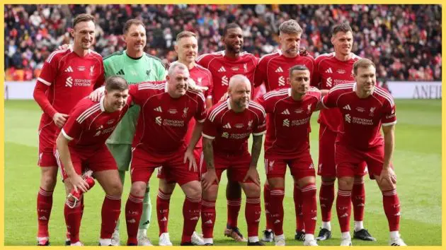 Liverpool Legends line up at Anfield